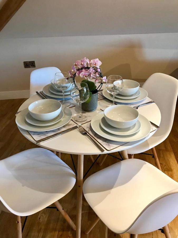 4, 1 Laura Place * Аберистуит