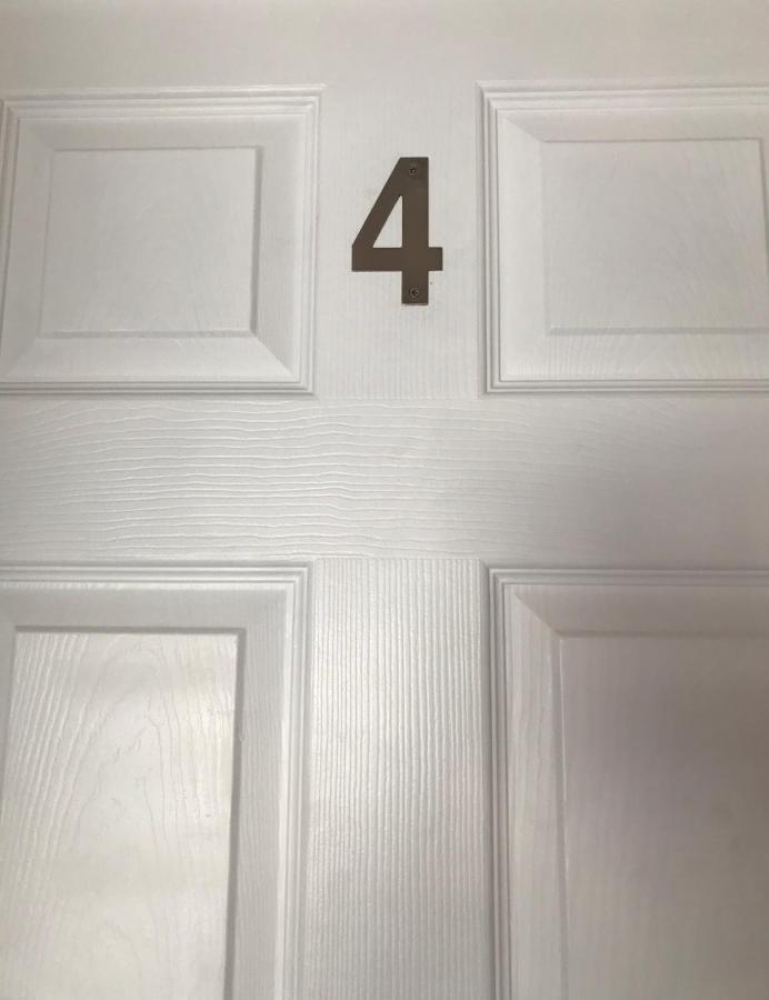 Apartment 4, 1 Laura Place *